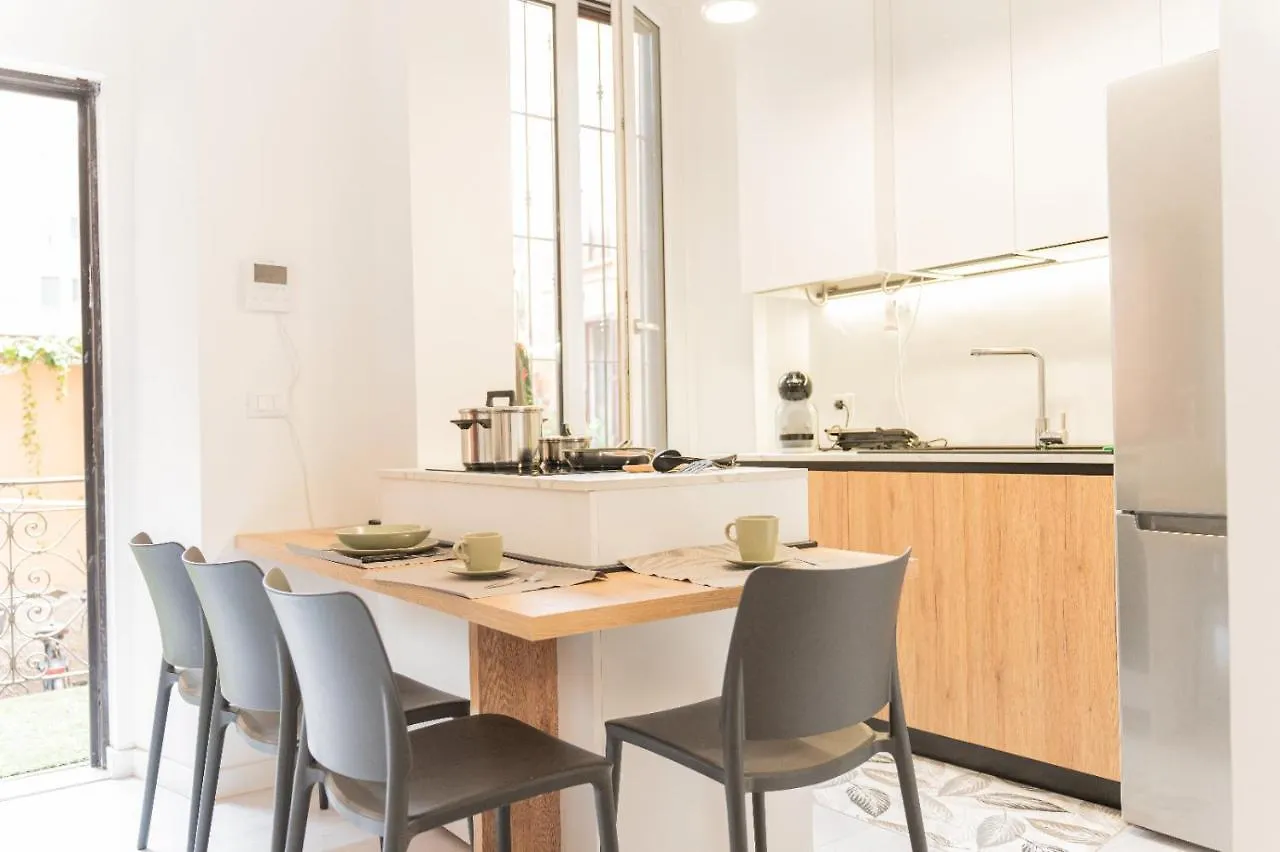 Apartment Ferienwohnung Perugino 20 Mailand